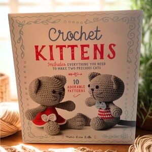 Crochet Kittens Craft Kit - Gray and Red